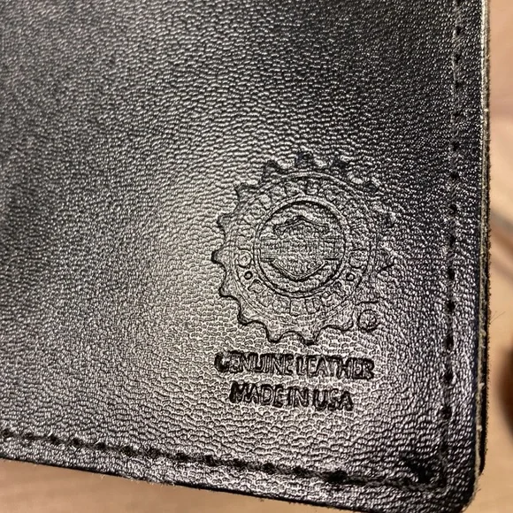 Harley-Davidson Cycles made in USA 🇺🇸 leather